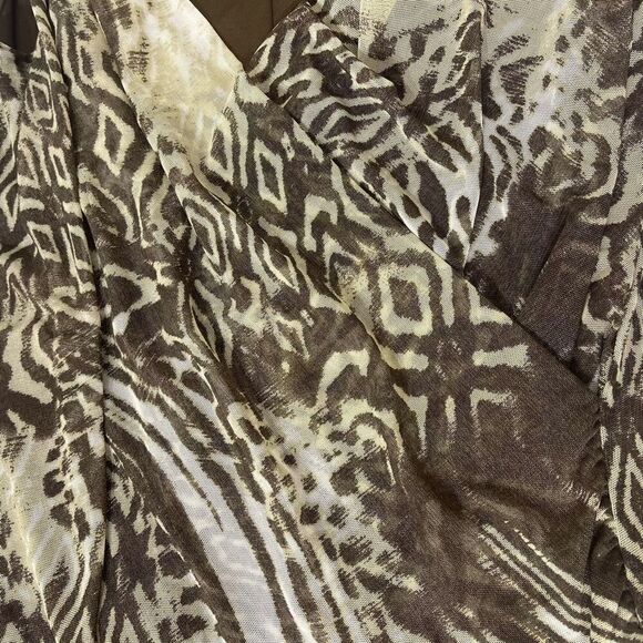 SOLO MODA safari animal print surplice ruched faux wrap sleeveless top medium - Picture 5 of 12